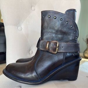 Bed Stu booties. Size 8.5